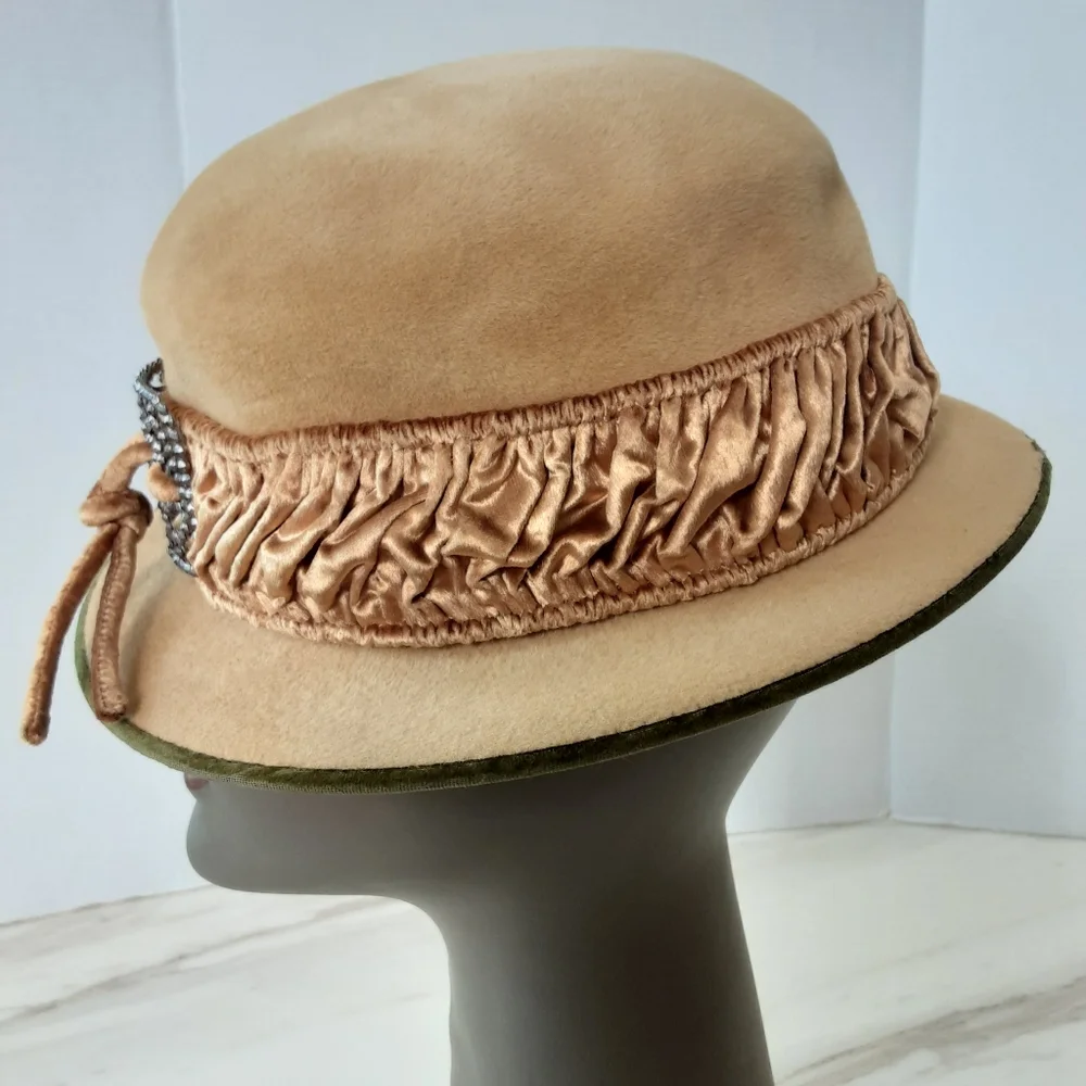 GLORY Cloche Yellow Mustard Wool Felt Green Velour Hat Sz S - Vtg 50's